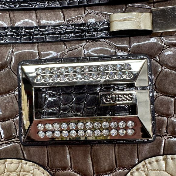 Guess Rhinestones and Bows Handbag NWOT - Picture 4 of 12